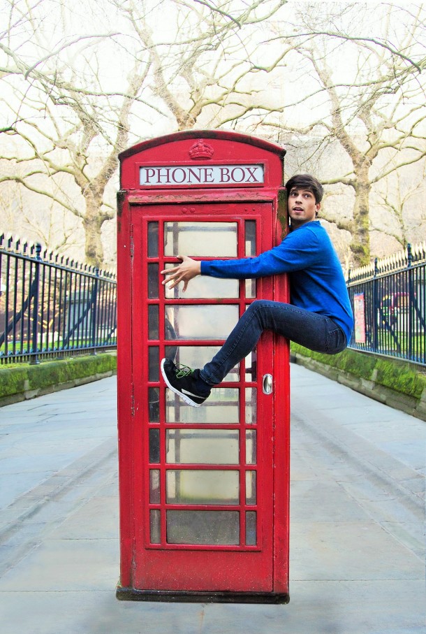 Corey Baker Dance presents PHONE BOX across Birmingham's city centre during IDFB 2016 - photography by Dani Bower